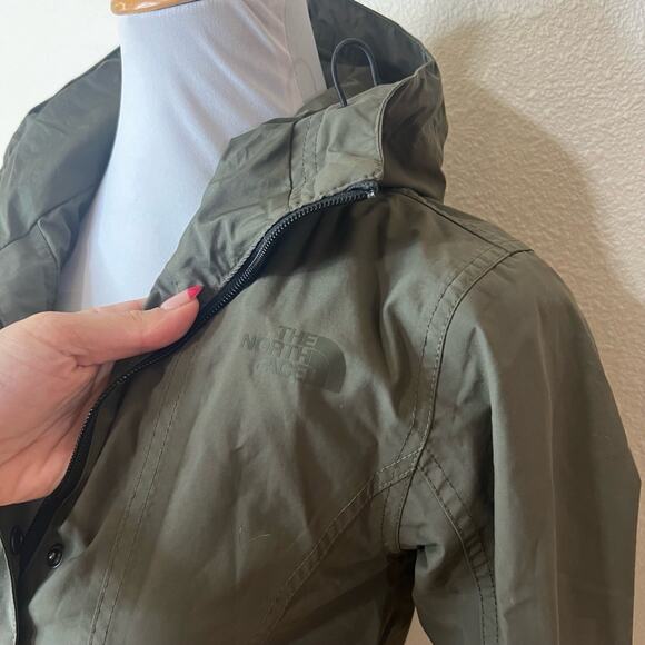 The North Face Jacket Zoomie Womens XS Dark Olive Green Utility Cinch Outdoor - Picture 4 of 9